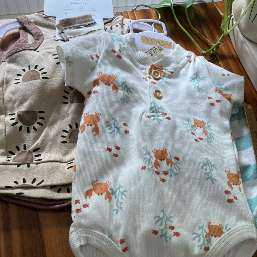 NEW Lot of 2 baby outfits 3-6 months